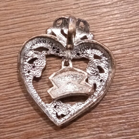 Nurse necklace - no chain - Picture 2 of 2